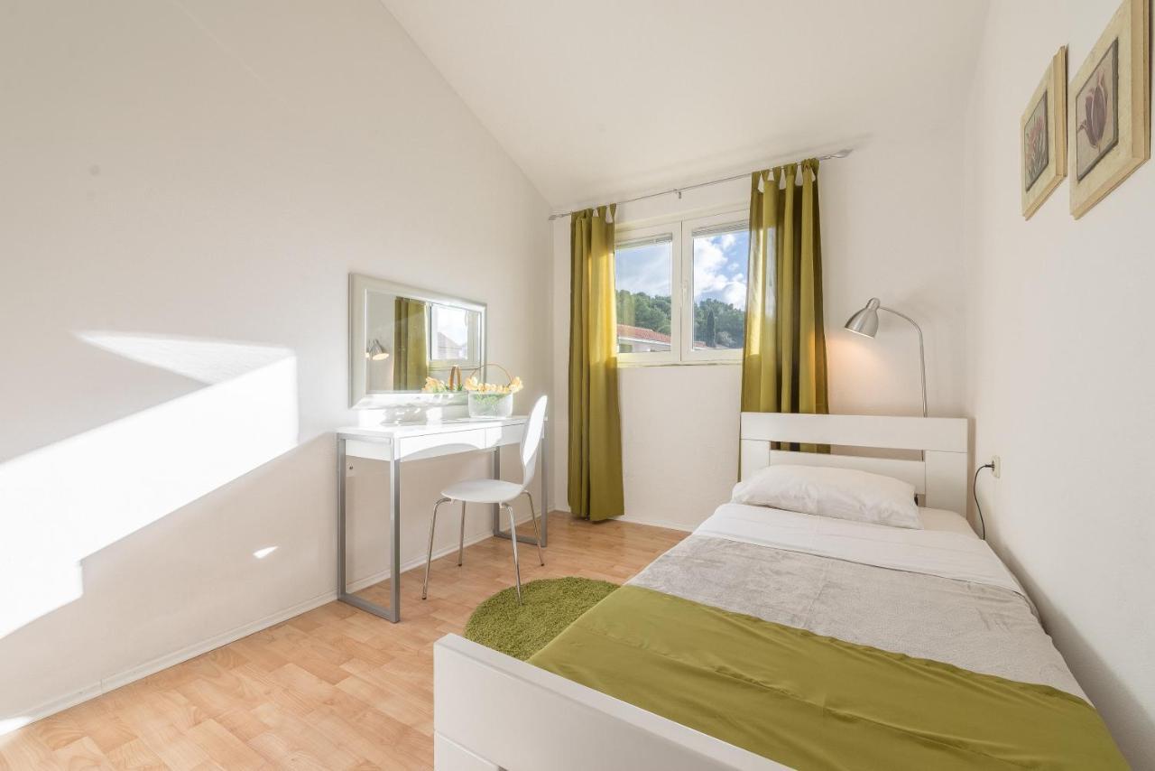 Apartments Maria Куклица Екстер'єр фото