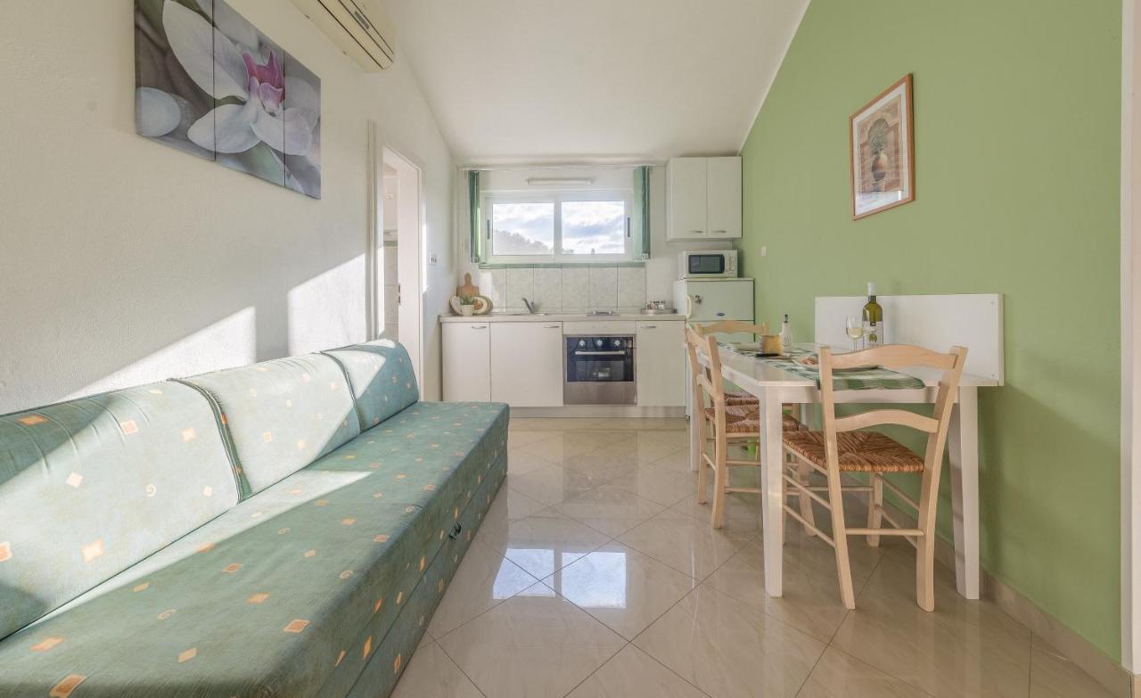 Apartments Maria Куклица Екстер'єр фото
