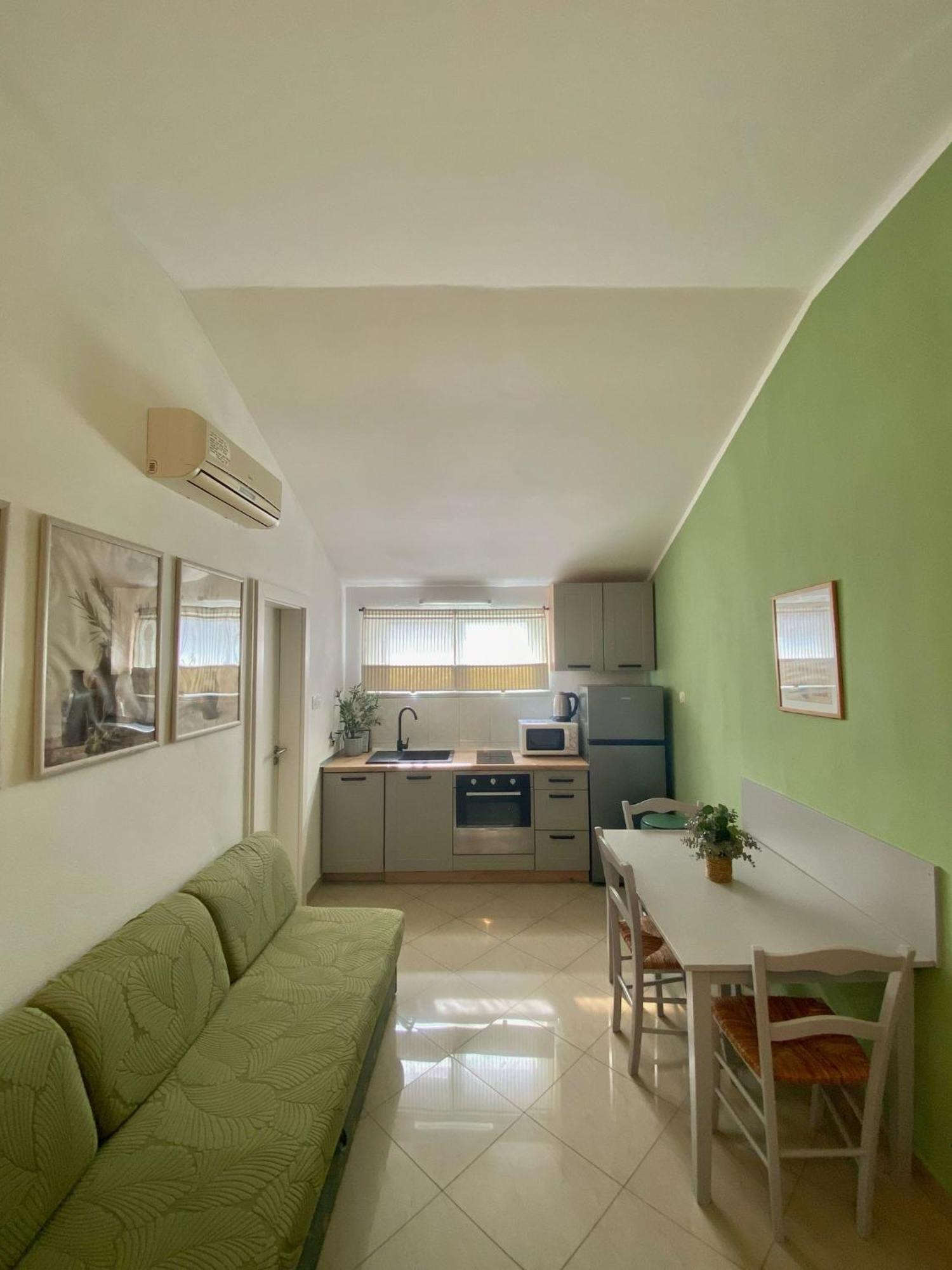 Apartments Maria Куклица Екстер'єр фото