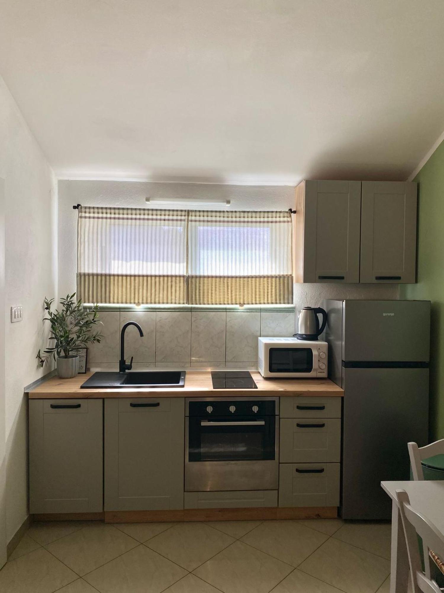 Apartments Maria Куклица Екстер'єр фото